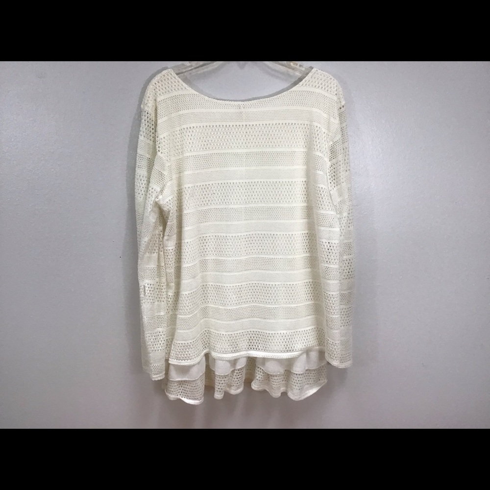 LACE TOP LINED SLEEVES ARE SEE THRU OFF WHITE XL